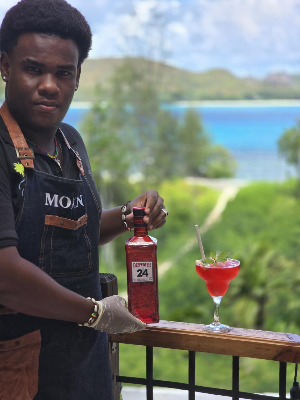 Palmier Bistro bartender
